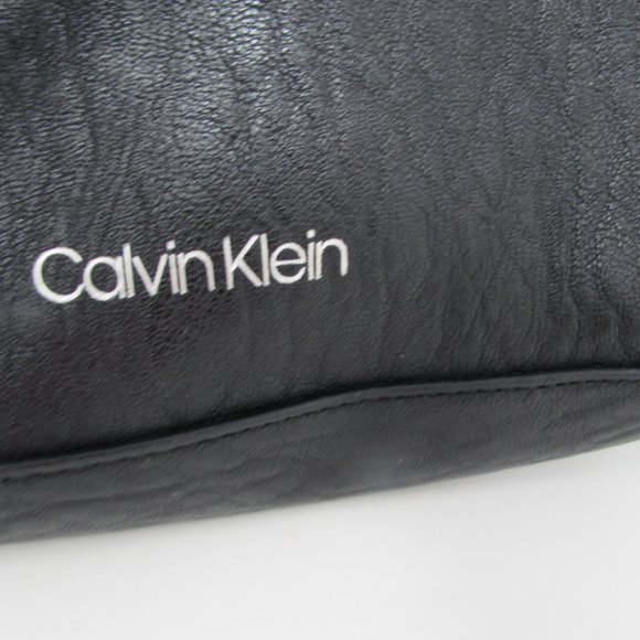 CALVIN KLEIN BLACK  STRESSED FAUX LEATHER SHOULDER / CROSSBODY BAG! - Picture 2 of 8